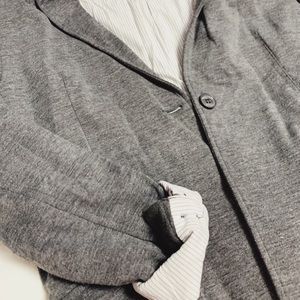 A Pea In The Pod - Maternity Blazer - Size Small